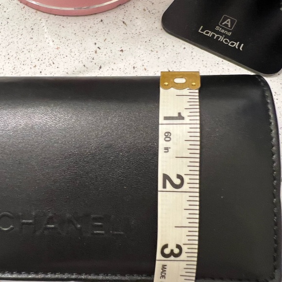 Chanel sunglasses with black leather case 🤩🌹🥰🔥 - Picture 15 of 15